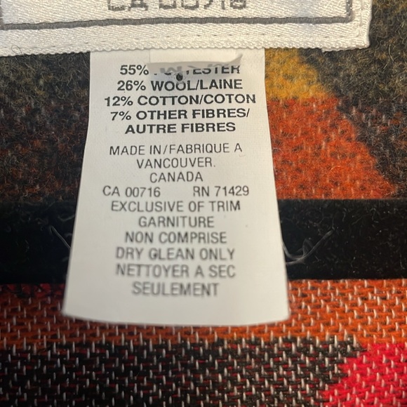 Amazing vintage made in Canada vest - Picture 5 of 5